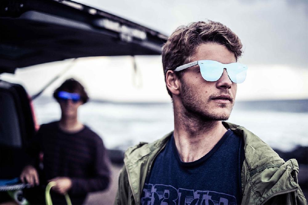 Sunpers Sunglasses Gafas De Sol - Policarbonato / Lente Plana Azul Cielo | SUNPERS