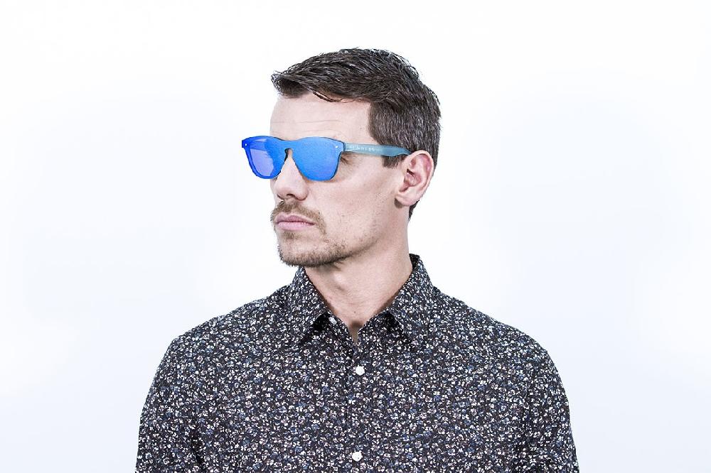 Sunpers Sunglasses Gafas De Sol - Revo / Azul Transparente / Lente Plana Azul Cielo | SUNPERS