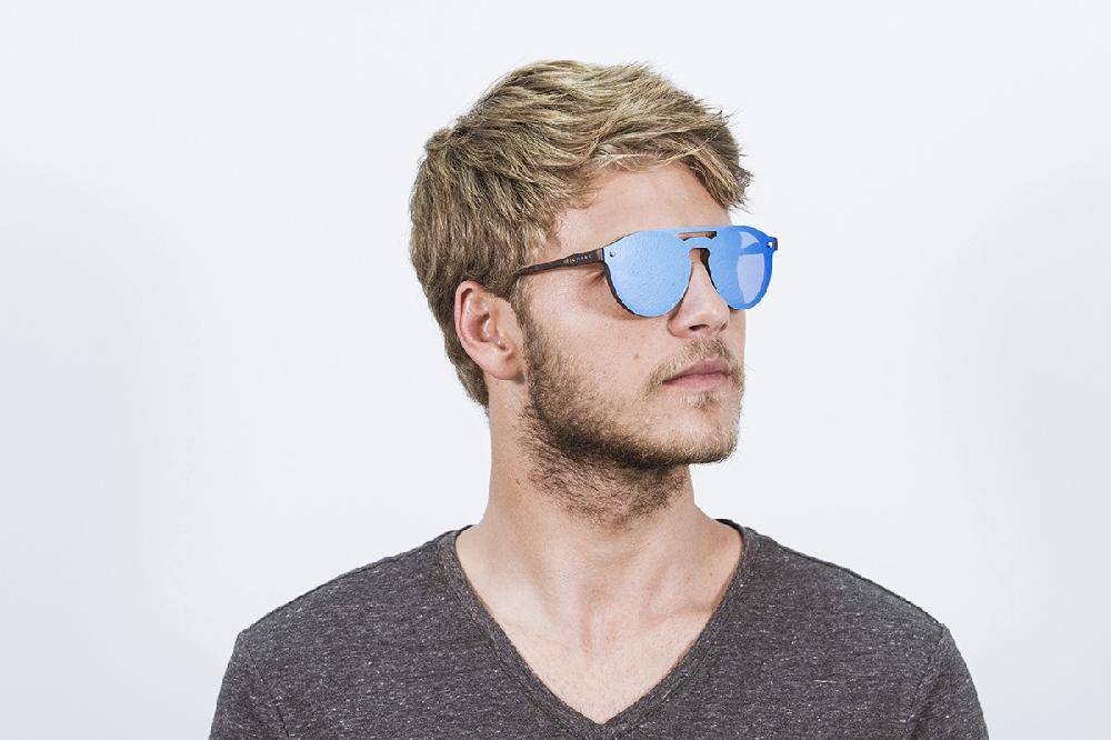 Sunpers Sunglasses Gafas De Sol - Revo / Marrón Efecto Carey / Lente Plana Azul Cielo | SUNPERS