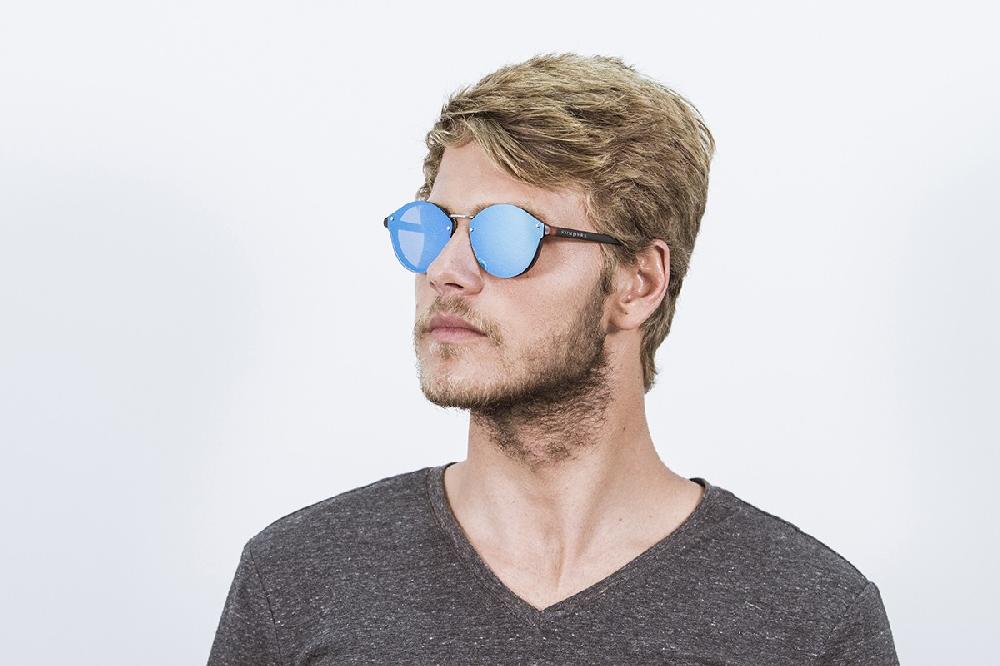 Sunpers Sunglasses Gafas De Sol - Revo / Marrón / Lente Plana Azul Cielo | SUNPERS