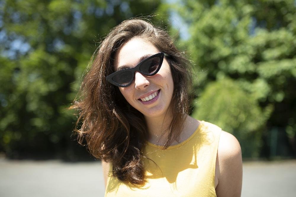 sunpers Sunglasses LOLITA SHAPE SHINY BLACK FRAME SMOKE LENS | SUNPERS SUNGLASSES