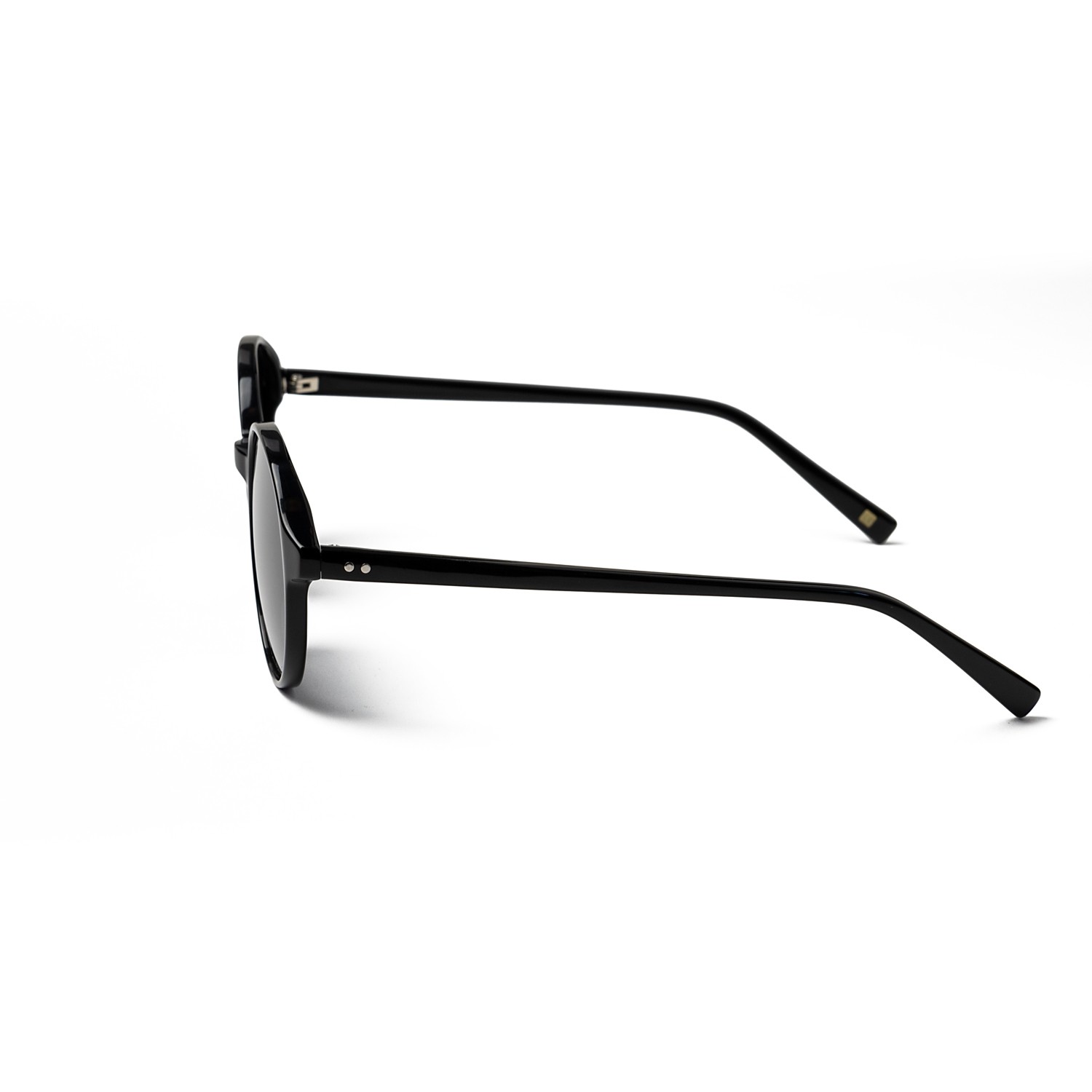 Sunpers Sunglasses MADSEN BLACK FRAME AND SMOKE LENS | SUNPERS SUNGLASSES