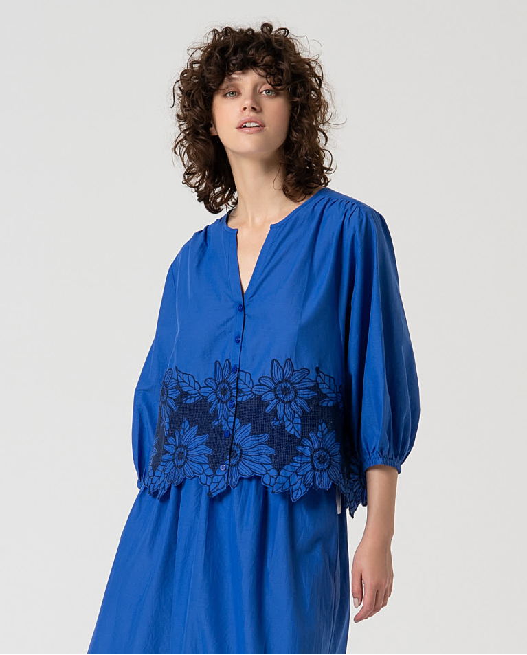 surkana Blusa oversize algodón con bordado Azul Cobalto