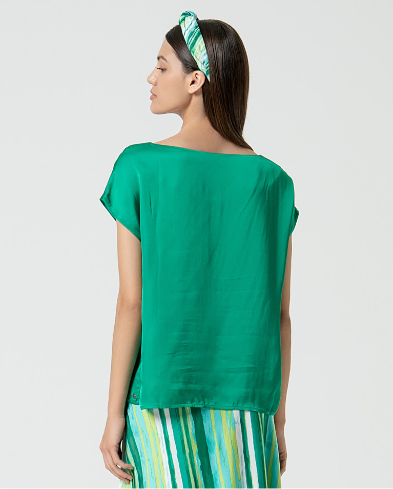 Surkana Camiseta Satinada Con Cuello Barco Verde Billiar