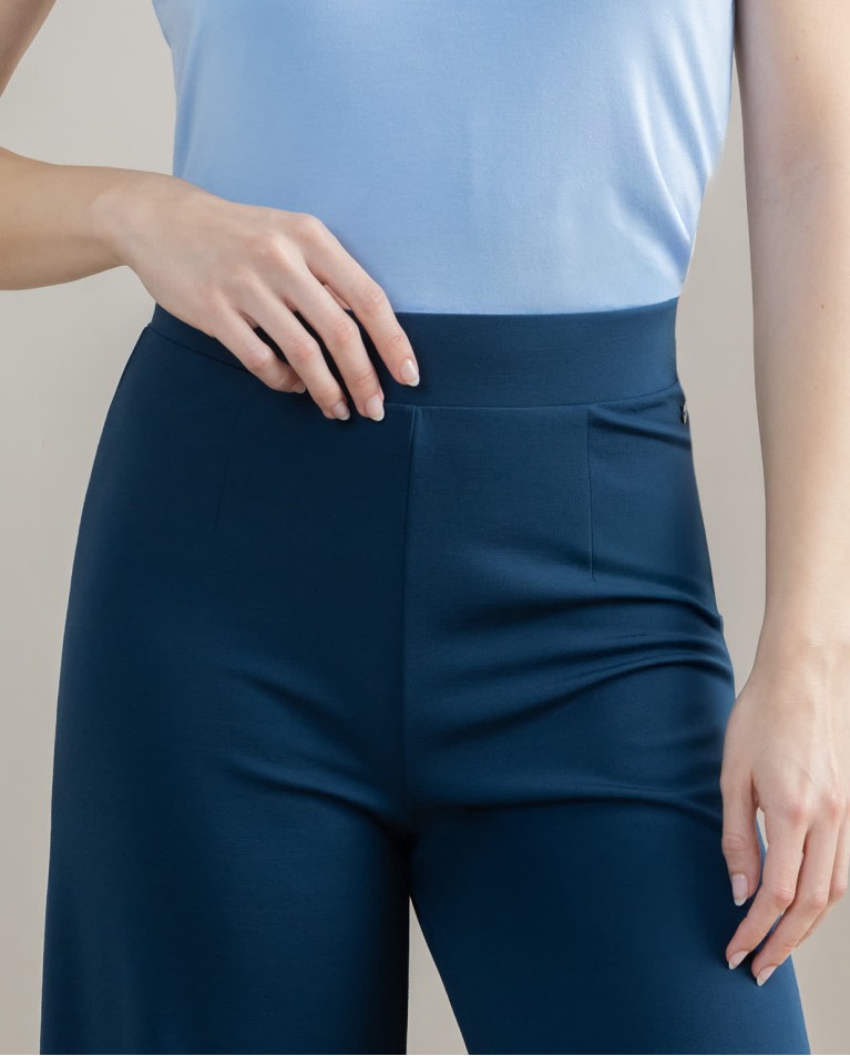 Surkana Pantalón Cropped Elástico Liso Azul Petróleo