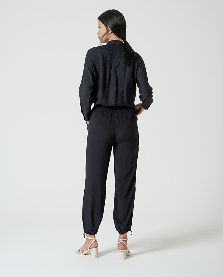 Surkana Pantalón Jogger En Crepe Viscosa Liso Negro