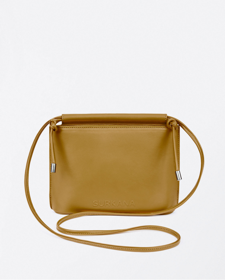 surkana Bandolera de piel vegana Camel