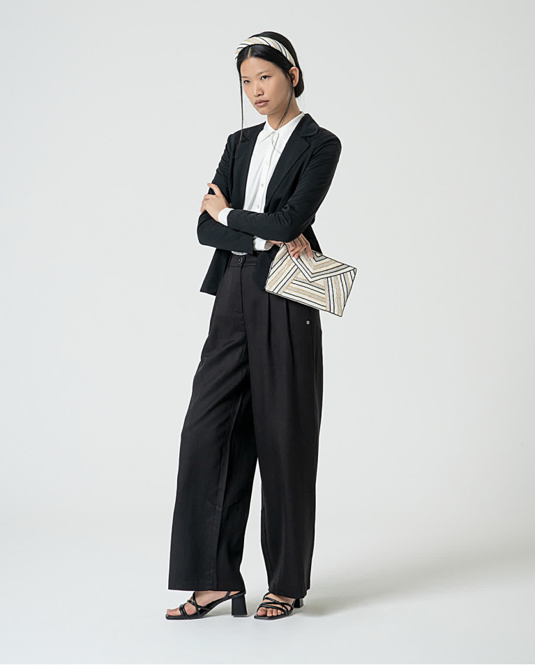 Surkana Blazer Cruzada Lisa Negro