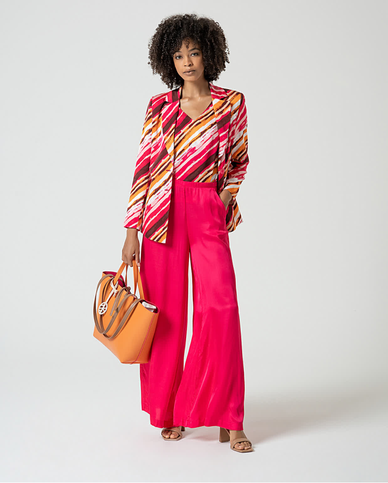 Surkana Blazer Satinada Cruzada Estampada Fucsia