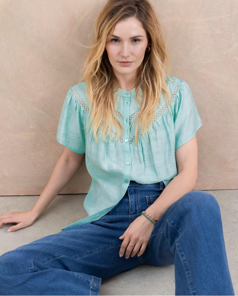 surkana Blusa bordados perforados lisa Verde Agua