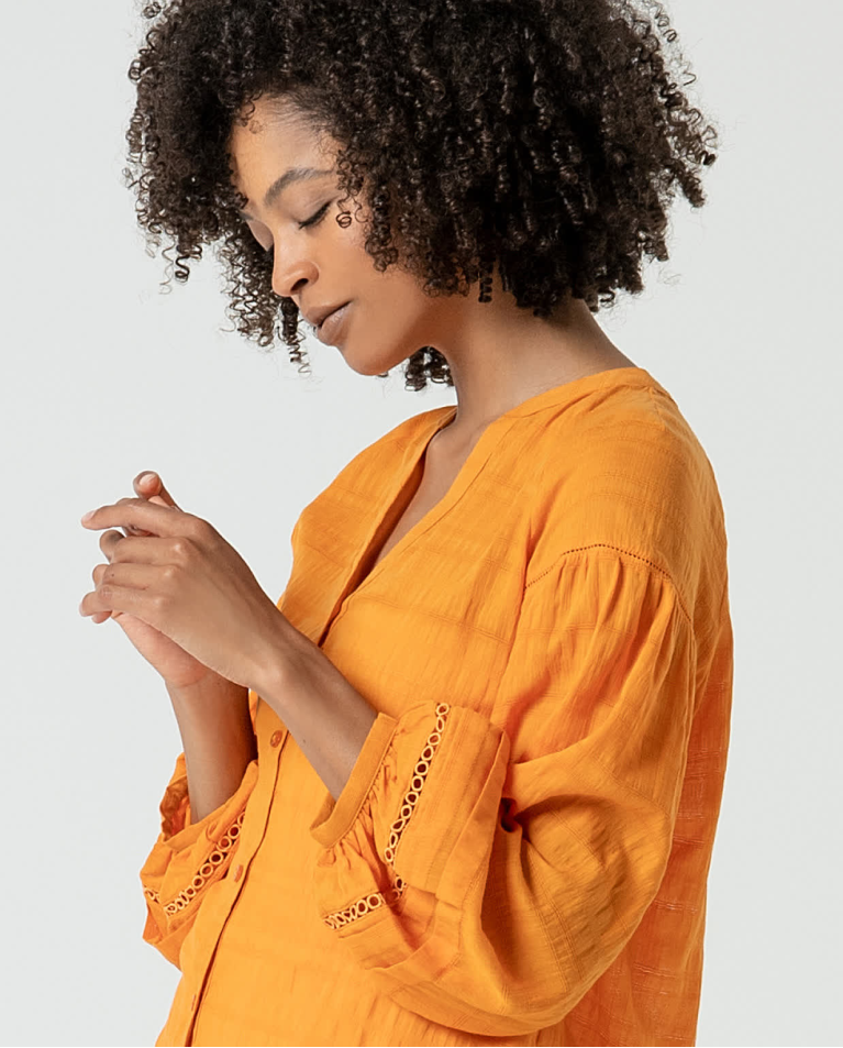 Surkana Blusa Romántica Con Bordados Lisa Naranja