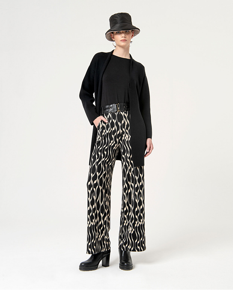 Surkana Cárdigan Abierto Con Cinturón Liso Negro