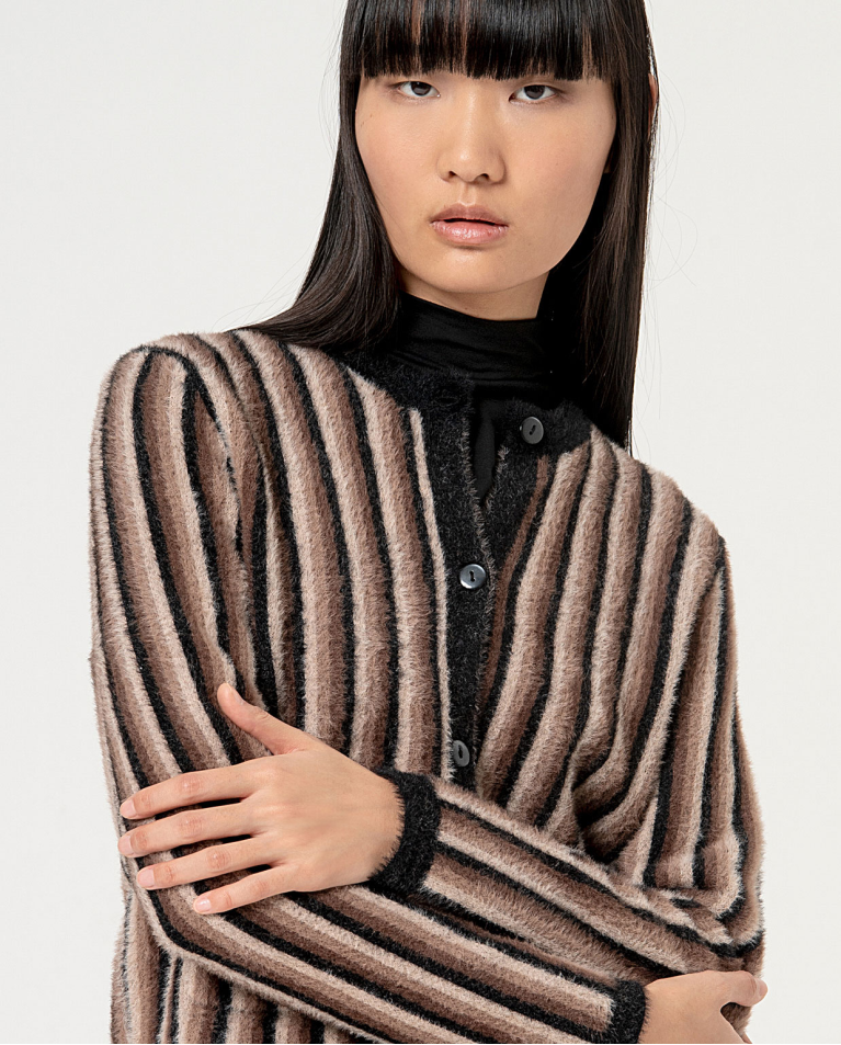 Surkana Cárdigan Corto Efecto Cepillado Piel