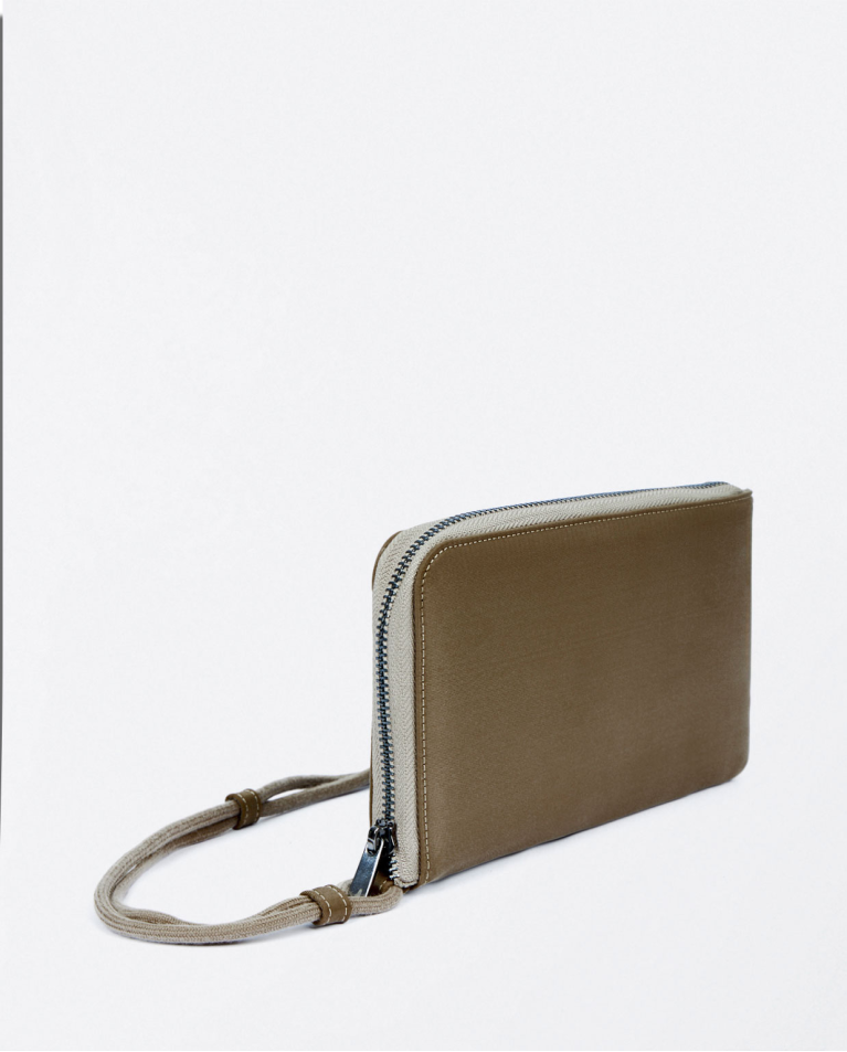 Surkana Cartera Y Porta Móvil Con Asa Piedra