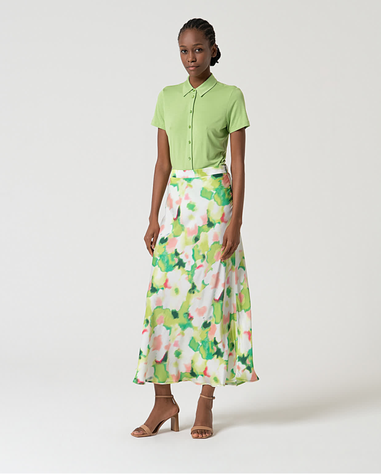 surkana Falda midi satinada estampada Verde