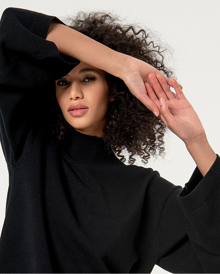 Surkana Jersey Oversize Punto Grueso Negro