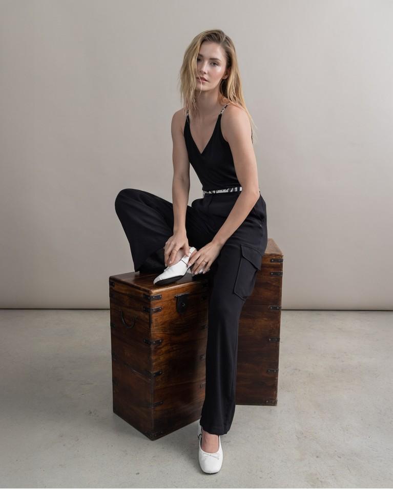 Surkana Pantalón Cargo Crepe Viscosa Liso Negro