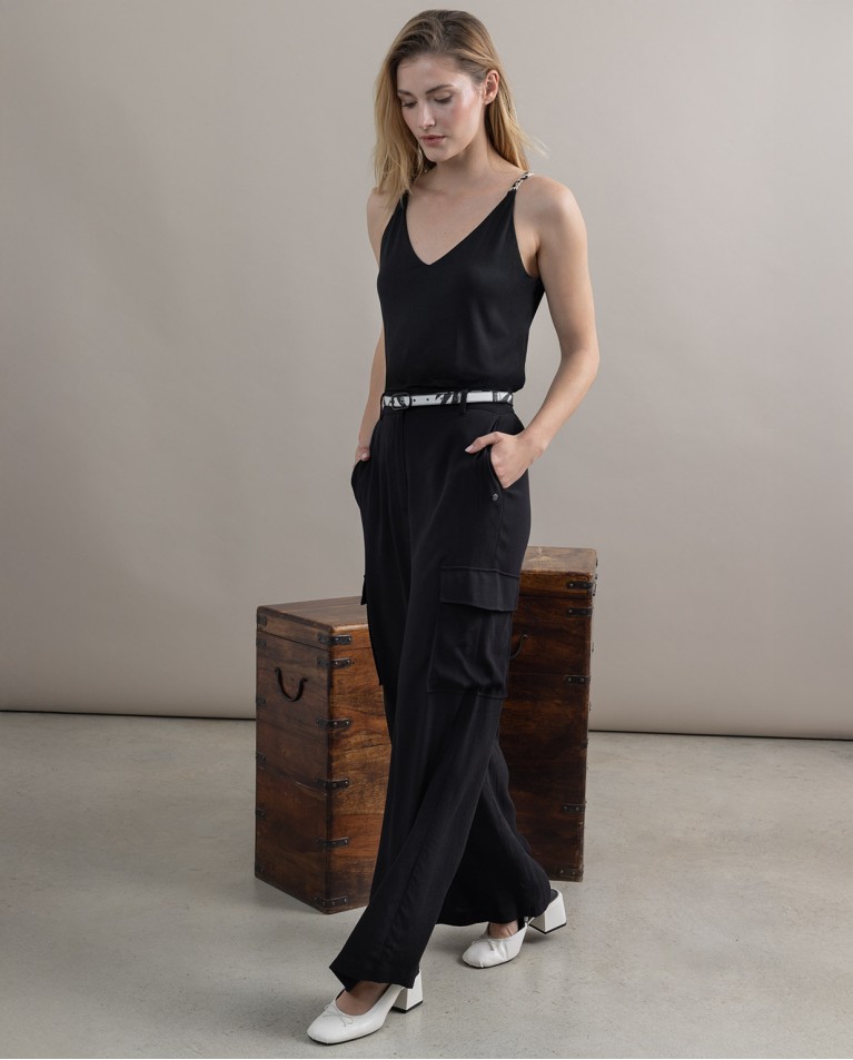 surkana Pantalón cargo crepe viscosa liso Negro