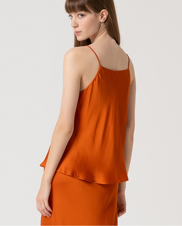 Surkana Top Satinado Y Fluido De Tirantes Teja