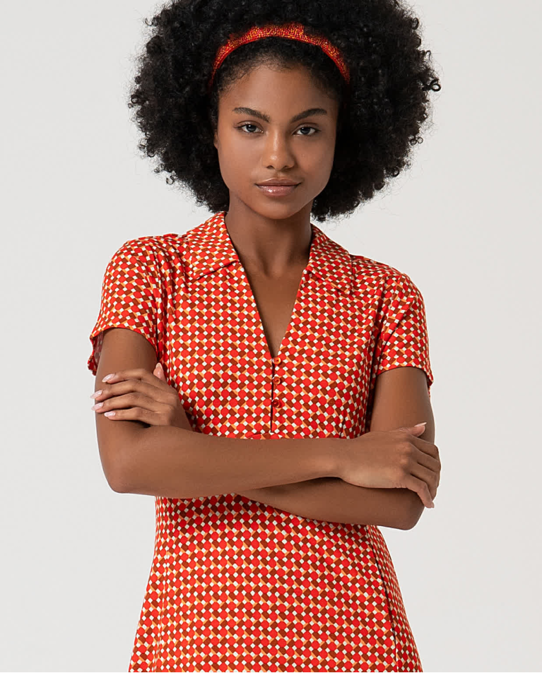 Surkana Vestido Corto Elástico Camisero Rojo