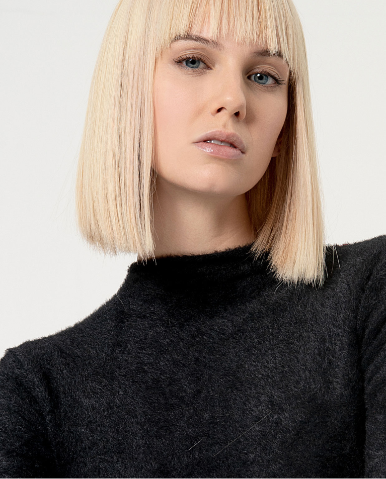 Surkana Vestido Corto Elástico Cepillado Negro