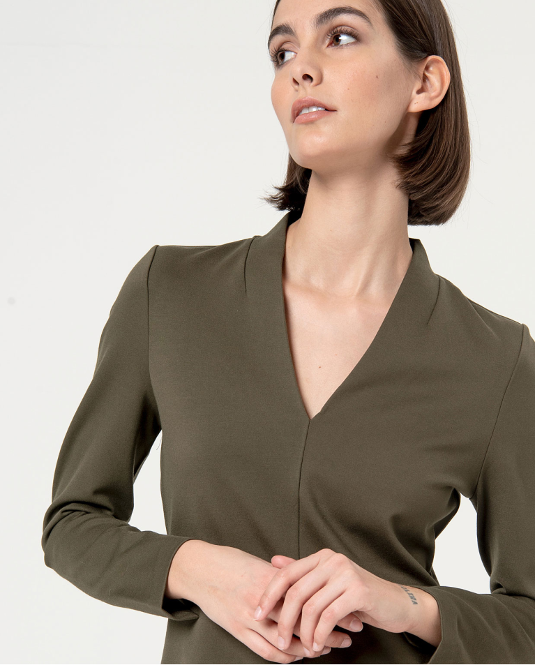 Surkana Vestido Elástico Recto Y Corto Kaki