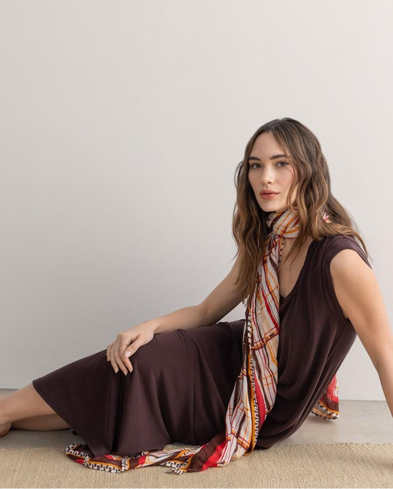 Surkana Vestido Largo Elástico Recto Marrón