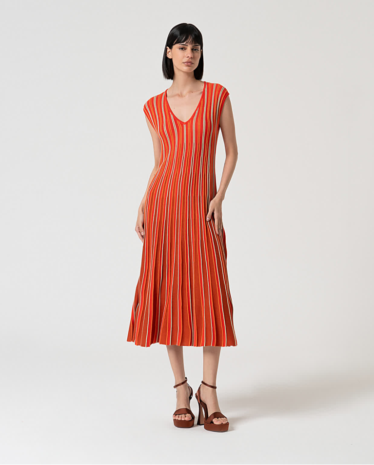 surkana Vestido midi de punto Naranja