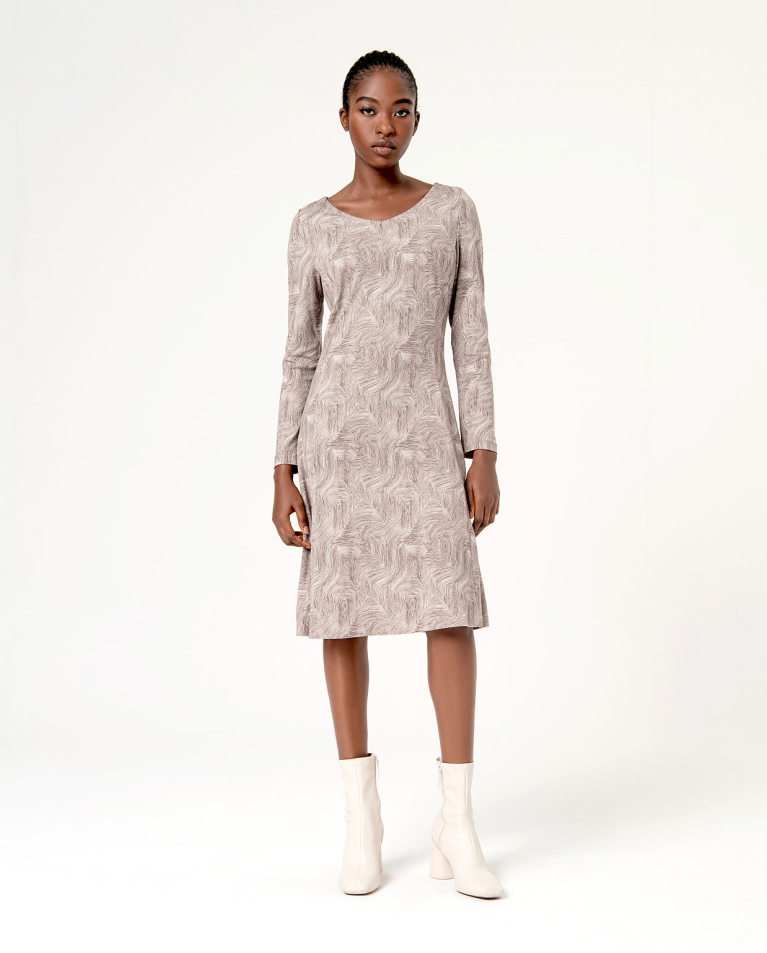 surkana Vestido midi elástico estampado Crudo