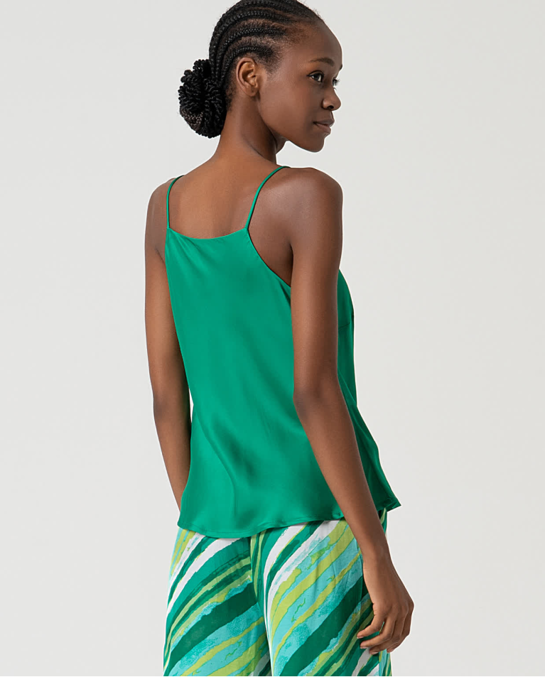 Surkana Top Satinado Y Fluido De Tirantes Verde Billiar