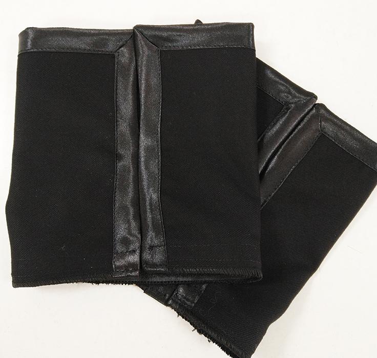 susana escribano Bocamanga para tunica. Raso negro ribete