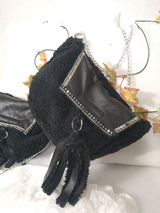 Susana Escribano Bolso De Mujer Con Asa De Cadena. Detalles San Valentin