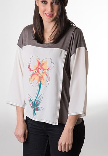 Susana Escribano Camiseta Corta Y Ancha. Dibujo Exclusivo