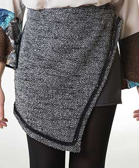 Susana Escribano Falda Mujer Asimetrica. Original Diferente