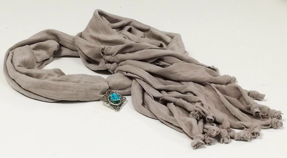 Susana Escribano Fular Joya. Fular En Color Gris. Leo