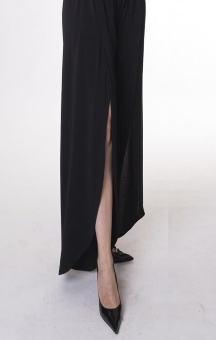 Susana Escribano Pantalon Negro Con Abertural Central