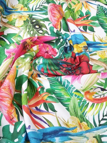 Susana Escribano Patron Minifalda + Tejido Estampado Loros