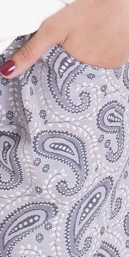 Susana Escribano Bermuda Corta. Tonos Azules