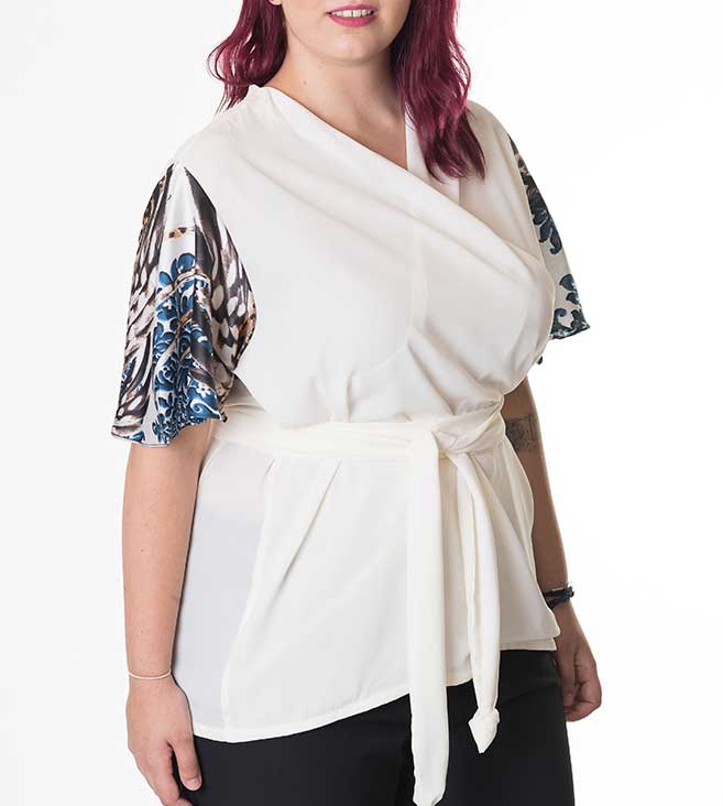 susana escribano Blusa de crep con cruce. Crudo