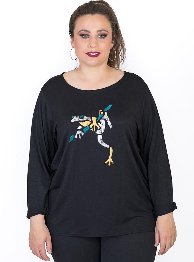 Susana Escribano Camiseta Ranita. Modelo En Negro