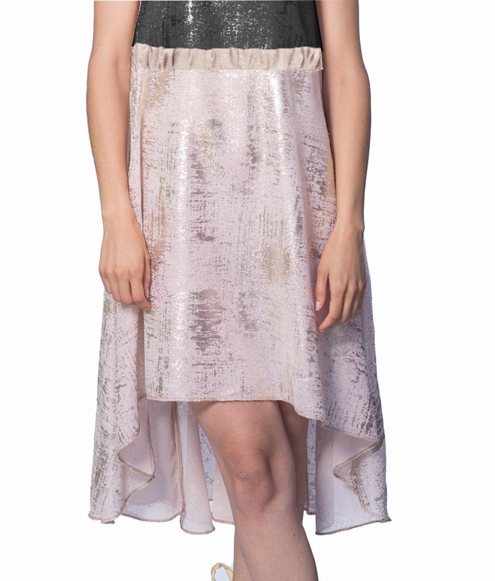 Susana Escribano Falda Asimetrica Dorada. Con Cola