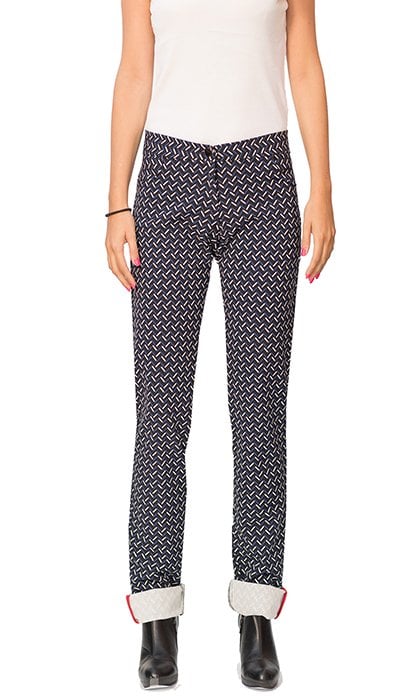 susana escribano Pantalon pitillo tejido. Motitas