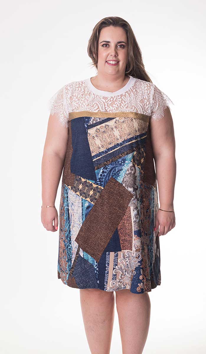 Susana Escribano Vestido Con Canesu En Blonda