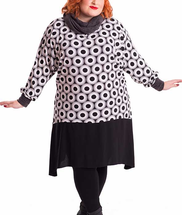 susana escribano Vestido circulos color blanco y negro