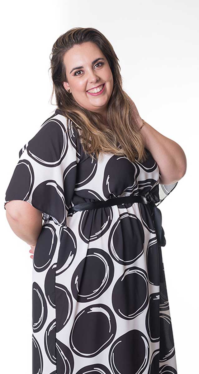 Susana Escribano Vestido De Gala. Blanco Negro Topos