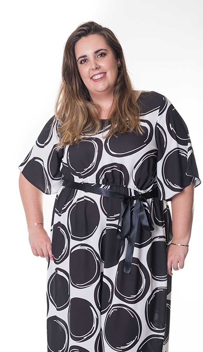 Susana Escribano Vestido De Gala. Blanco Negro Topos