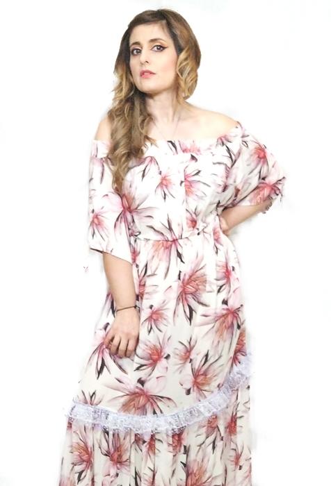 Susana Escribano Vestido Escote Bardot Invitada De Boda. Vestido Largo En Rebajas