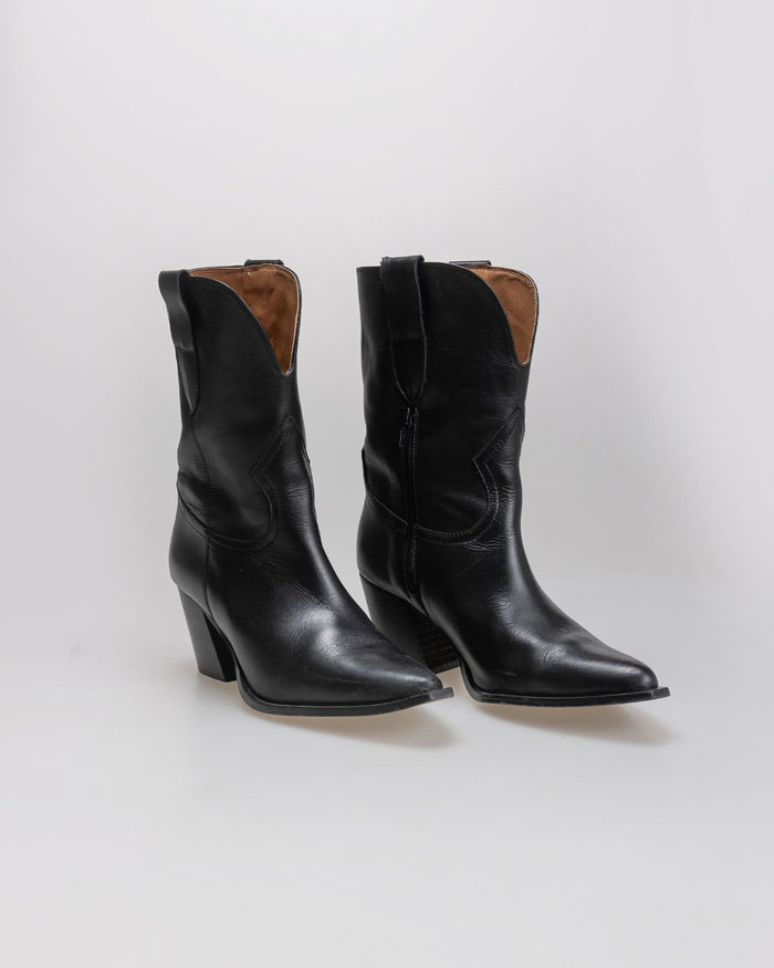 system action Botín cowboy de ante acabado en punta con tacón