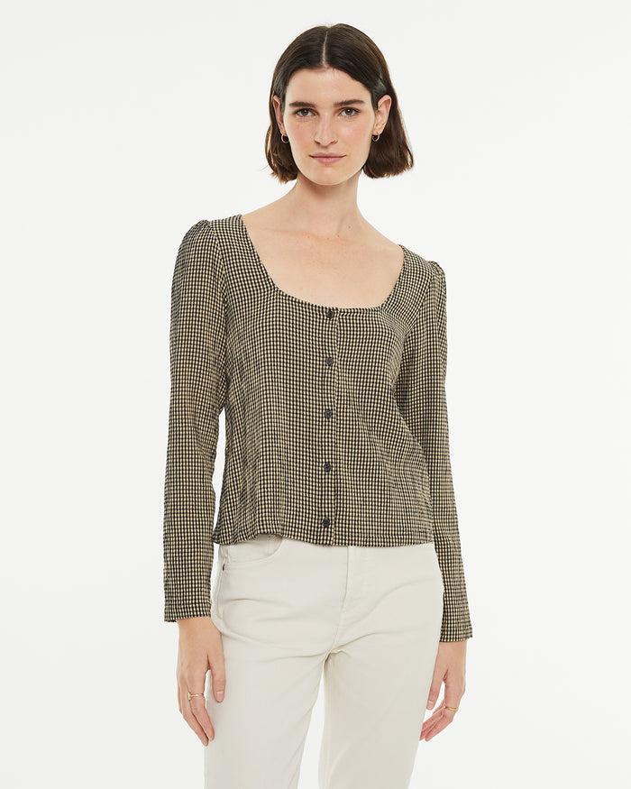 system action Camisa cuadros manga larga y escote cuadrado