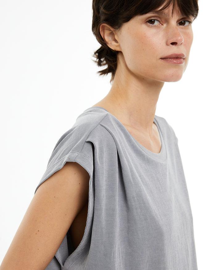 System Action Camiseta Oversize Costura Hombros Adelantada